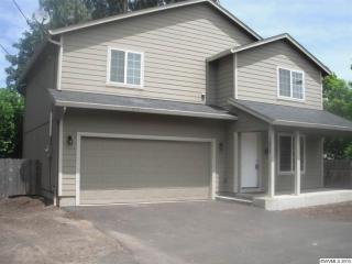 1055 Grove St, Lebanon, OR 97355-4121
