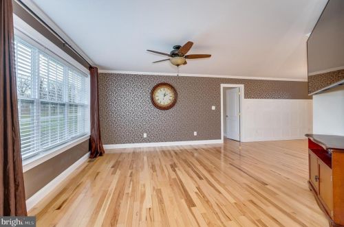 20 Nansfield Dr, Harpers Ferry WV 25425-3198 exterior