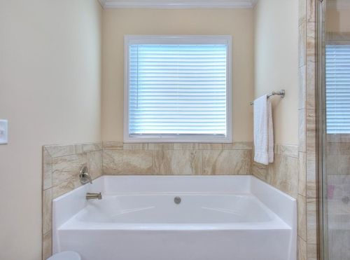 1561 Renaissance Dr, Conyers GA  30012-3896 exterior