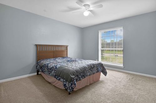 403 Pebblebrook Dr, Taylor Lake Village TX  77586-6012 exterior