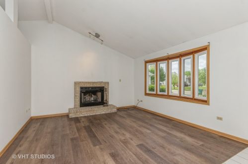 1422 Howland Dr, Joliet, IL 60431-6050