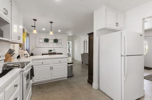39970 Calle Bellagio, Temecula CA  92592-8620 exterior