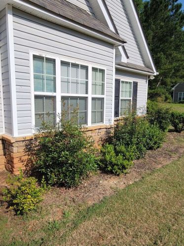 411 Nashua Dr, Lagrange, GA 30241-1719