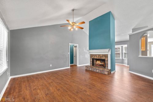 210 Oak Shores Dr, Mcdonough, GA 30253-8254