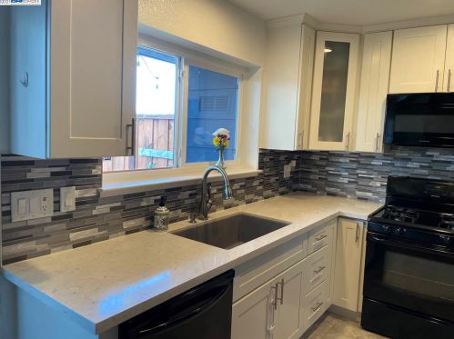 1955 Monterey Dr, Livermore, CA 94551-7110