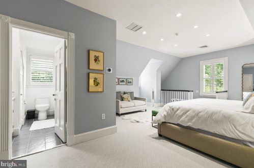 1501 Clayton Rd, Lancaster PA  17603-2405 exterior