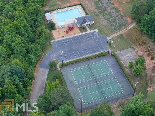 120 Melrose Creek Dr, Stockbridge GA  30281-2333 exterior