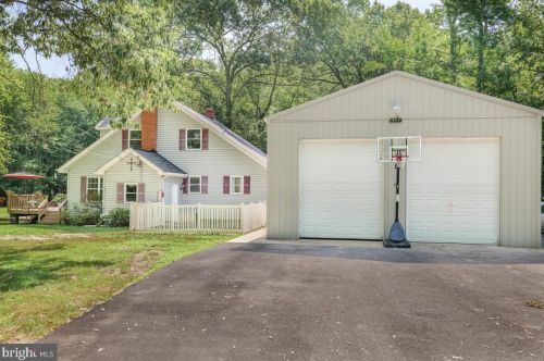 5789 Broadwater Creek Rd, Churchton, MD 20733-2117
