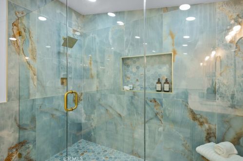 10272 Shadyridge Dr, Santa Ana CA  92705-1567 exterior