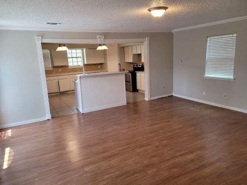 2045 Moline Dr, Fort Worth TX  76117-6532 exterior