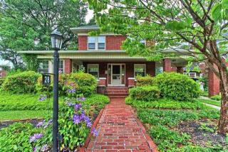 28 Harlan St, York, PA 17402-2305