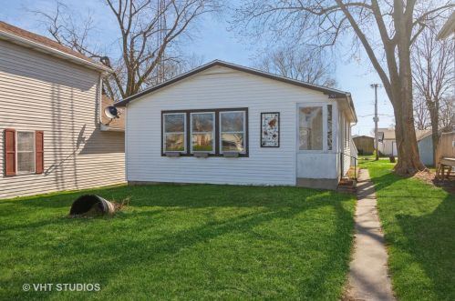 252 Oak St, Chebanse, IL 60922-2029