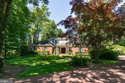 33 Brearly Rd, Princeton NJ  08540-6767 exterior