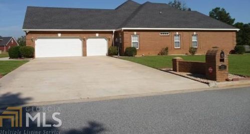 111 Prestige Dr, Warner Robins, GA 31088-7994