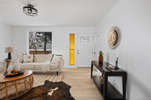 2600 Knox Ct, Denver CO  80219-5841 exterior