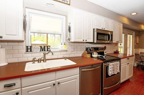 3975 Harvestridge Dr, Cincinnati OH 45211-2548 exterior