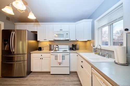 840 Ursula St, Denver CO  80011-6656 exterior