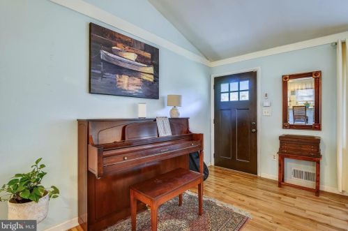 64 Arundel Beach Rd, Severna Park, MD 21146-3056