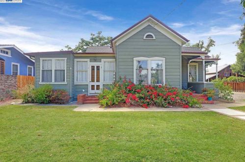 799 L St, Livermore, CA 94550-4446
