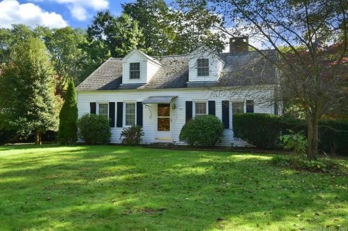 1760 Main St, Wapping, CT 06074-1042