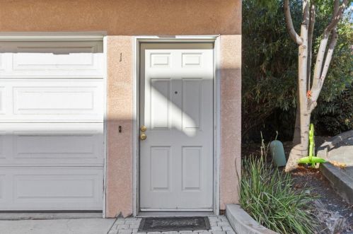 15925 Maubert Ave, San Leandro CA  94578-2191 exterior