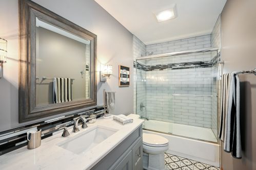 885 Chatham Dr, Carol Stream IL  60188-2979 exterior