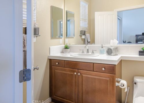 16352 Sierra Heights Dr, Riverside CA  92503-8457 exterior