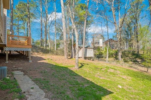 115 Victoria Sta, Holly Springs GA  30189-1468 exterior