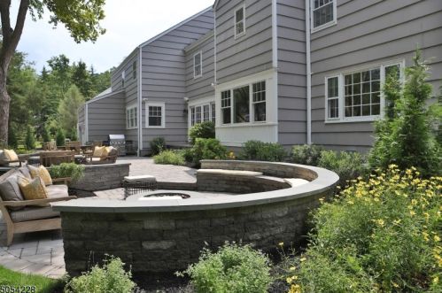 8 Westminster Rd, Chatham Township, NJ 07928-1315