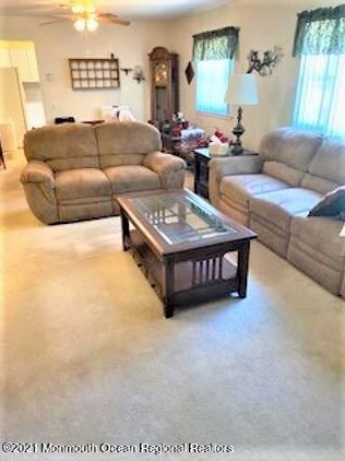 24 Columbus Blvd, Lakehurst, NJ 08759-1870
