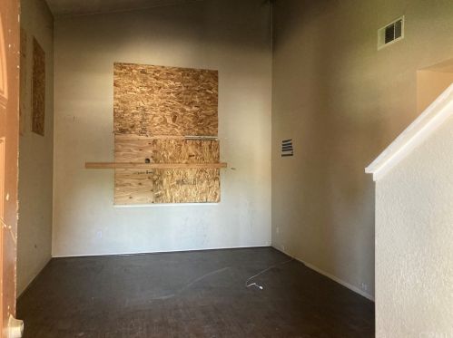 590 Ocean Ave, Perris, CA 92571-3922