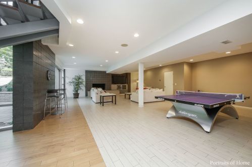 11300 79th St, Willowbrook IL  60527-5107 exterior