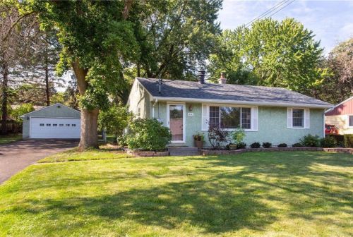 1616 Demont Ave, Saint Paul MN  55109-2112 exterior