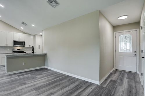 3902 Willmont Rd, Morgans Point TX  77571-4190 exterior