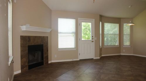 5500 Catsby Ct, Austin TX  78724-8542 exterior