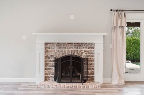 5545 Gloucester Way, Riverside CA  92506-3425 exterior