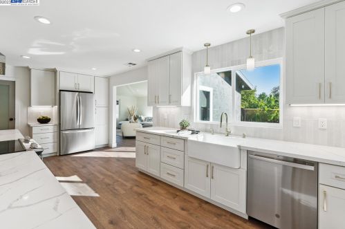 4995 Scenic Ave, Livermore, CA 94551-1058