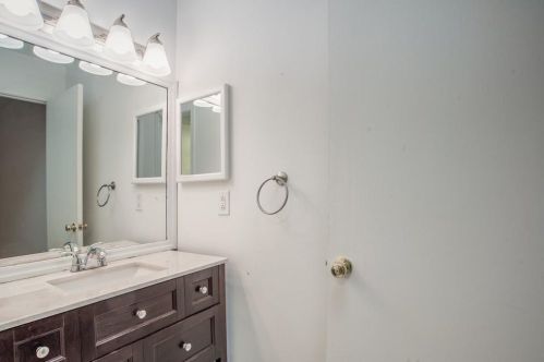 34 Arpege Way, Atlanta GA  30327-1020 exterior