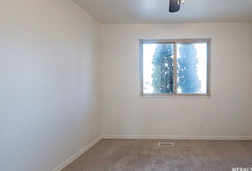 2327 Jordan Meadows Cv, Taylorsville UT exterior