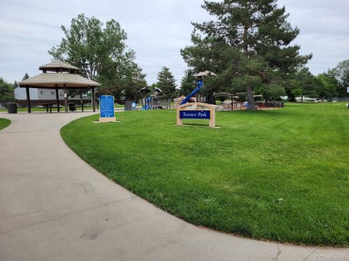 19017 21 Cir, Aurora CO 80011-5272 exterior