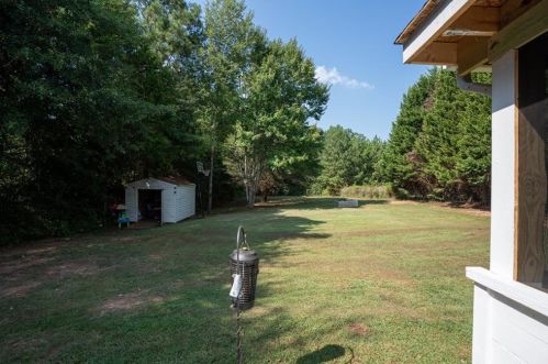 122 Meadow View Dr, Jackson GA  30233-2908 exterior
