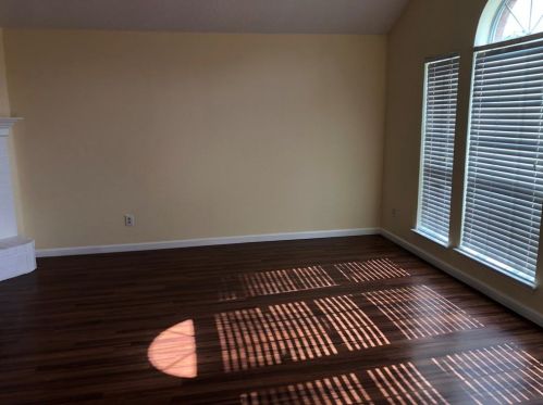 831 Springfield Dr, Cedar Hill TX  75104-7516 exterior