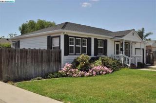 26 19th St, Antioch, CA 94509-2662