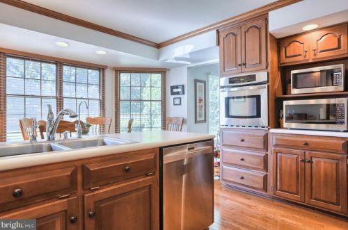 54 Strayer Dr, Carlisle PA 17013-4404 exterior