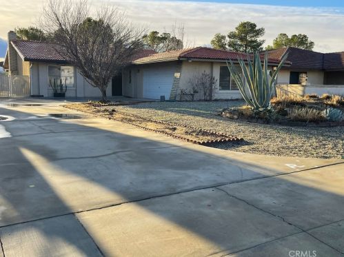 27935 Forest Ct, Helendale, CA 92342-7775