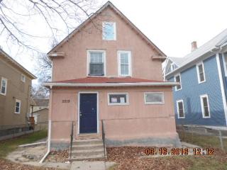 2219 4th St, Minneapolis MN  55411-2718 exterior