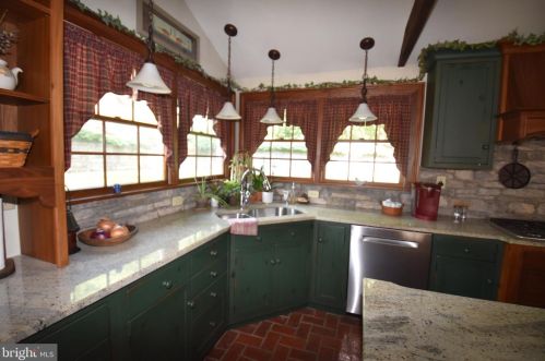 701 Rutt Rd, Bangor PA 18013-9602 exterior