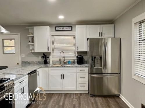 3415 Forrest Hl Dr, Atlanta GA  30354-1520 exterior