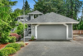 5105 23rd Ave, Everett, WA 98203-1526