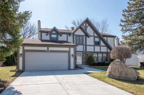 1115 Keating Dr, Arlington Hts, IL 60005-2415